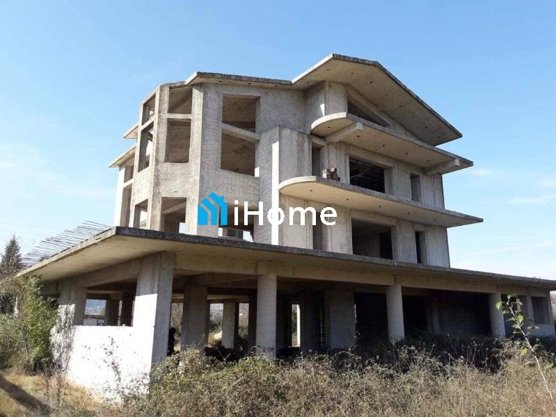 .(Προς Πώληση) Κατοικία Κτίριο || Ιωάννινα / Κέντρο - 700τ.μ, 2Υ/Δ, 330000€