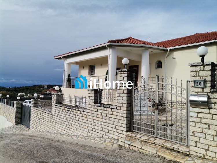 (For Sale) Residential Villa || Igoumenitsa /  - 450sq 2B/R, 750000€