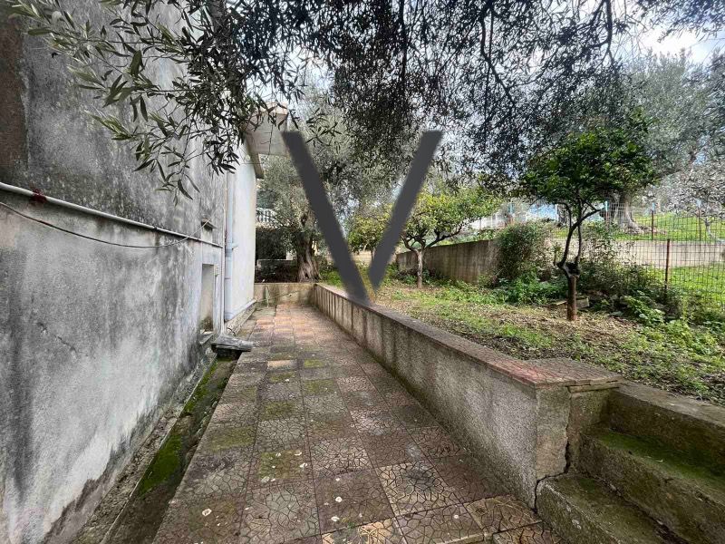 Πωλείται Μονοκατοικία || Ηγουμενίτσα / Καστρί -181 τ.μ. 95000 ευρώ