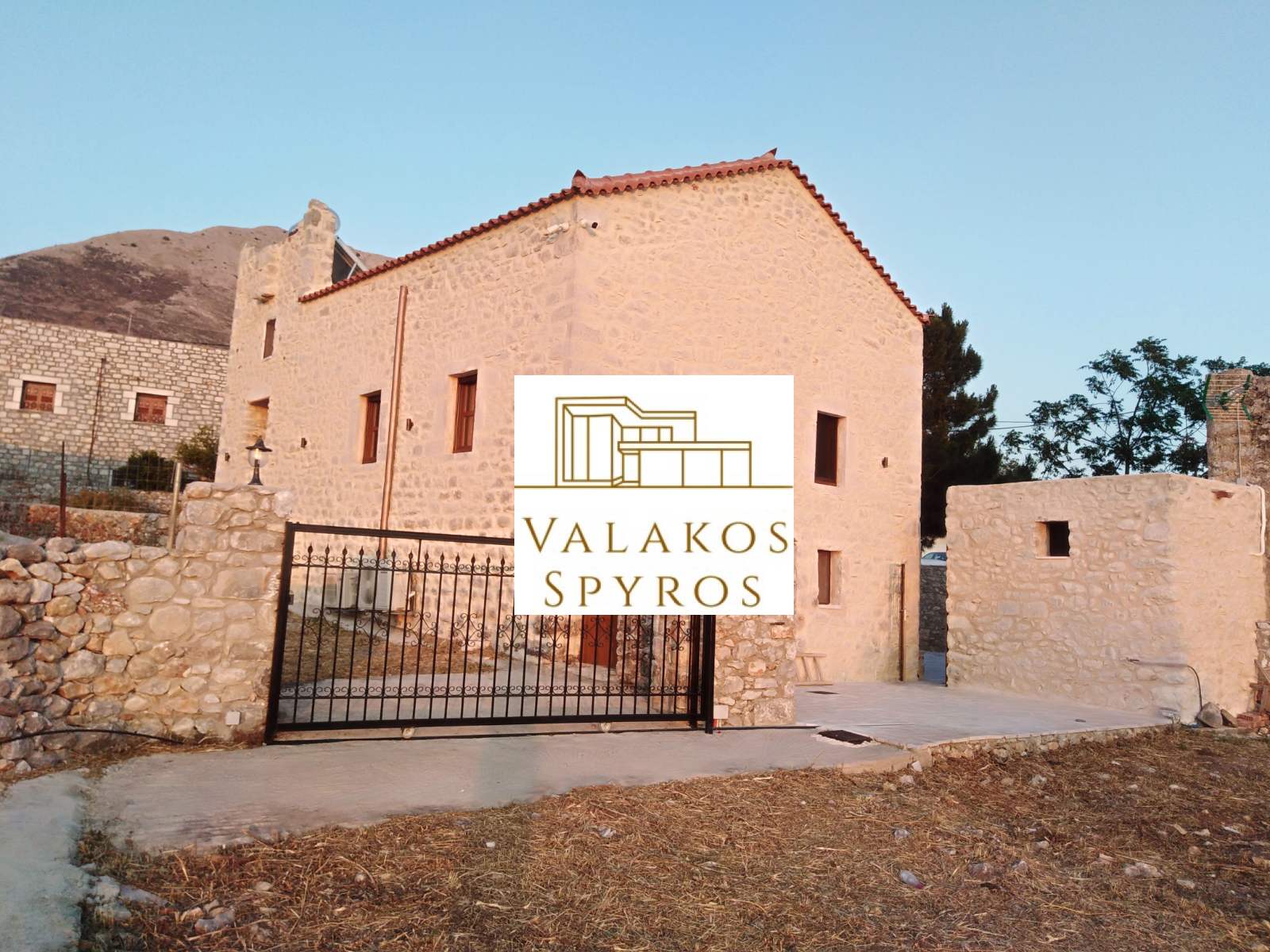(for sale) Residential Building || Lakonia Prefecture / East Mani - 176.0sq.m, 4 B/R,350.000€