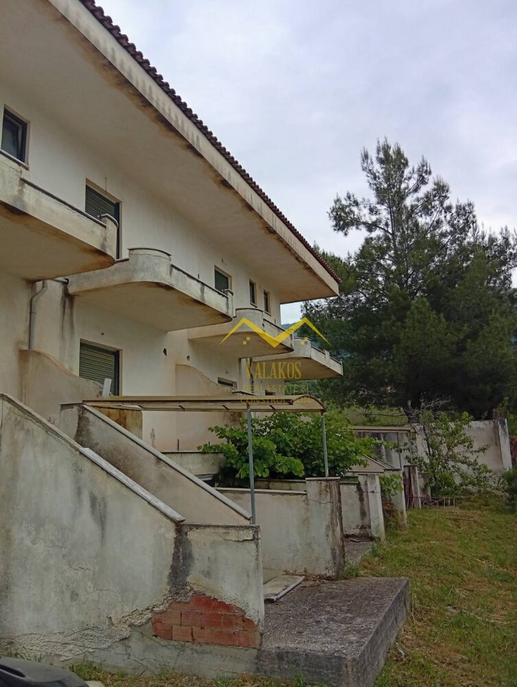 (προς πώληση) Κατοικία Μεζονέτα || Ν. Θεσπρωτίας / Ηγουμενίτσα - 270.0τ.μ., 6 Δ/Υ,240.000€