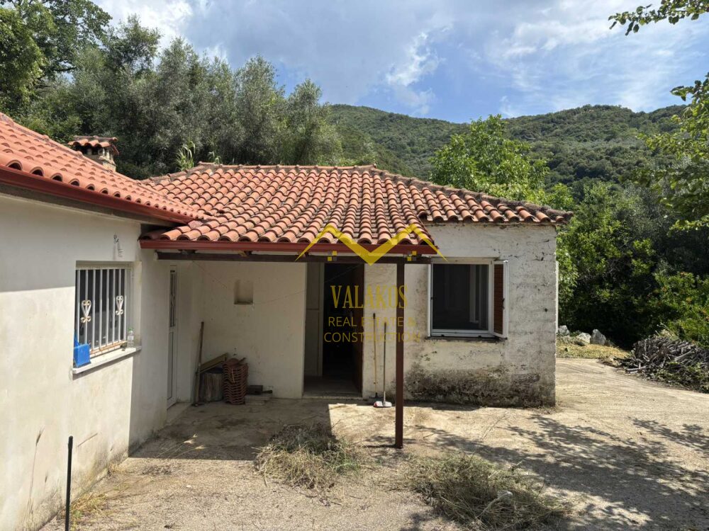 (for sale) Residential Detached House || Thesprotia Prefecture / Filiates - 60.0sq.m, 1 B/R,35.000€