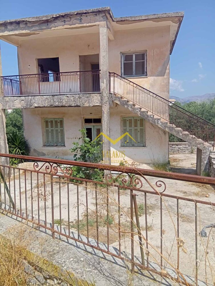 (for sale) Residential Building || Thesprotia Prefecture / Igoumenitsa - 118.5sq.m, 4 B/R,35.000€