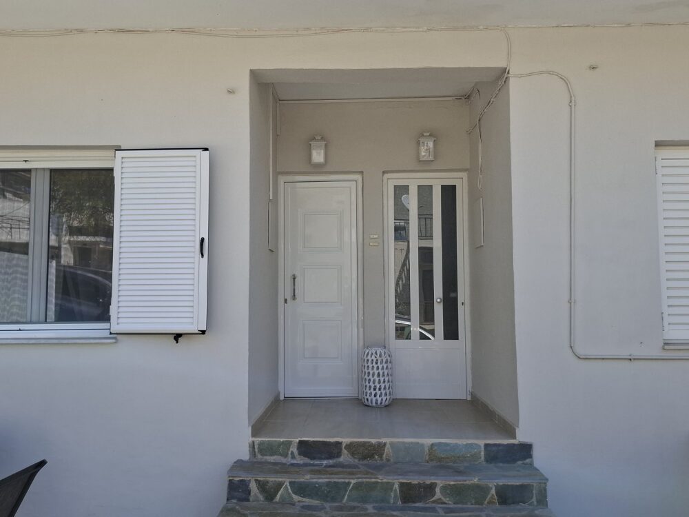 (for rent) Residential Detached House || Thesprotia Prefecture / Igoumenitsa - 52.0sq.m, 1 B/R,500€