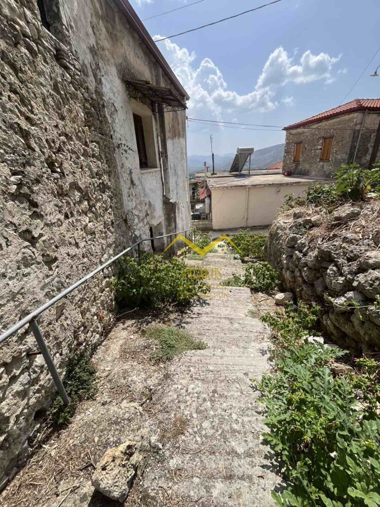 (for sale) Residential Detached House || Thesprotia Prefecture / Paramithia - 60.0sq.m, 3 B/R,21.000€